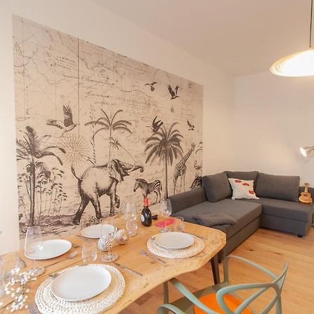 Appartamento Juliusliving - Modernes Wohnen An Der Juliuspromenade Würzburg Esterno foto