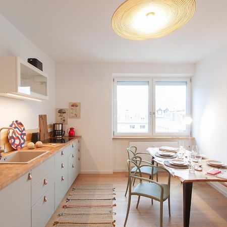 Appartamento Juliusliving - Modernes Wohnen An Der Juliuspromenade Würzburg Esterno foto