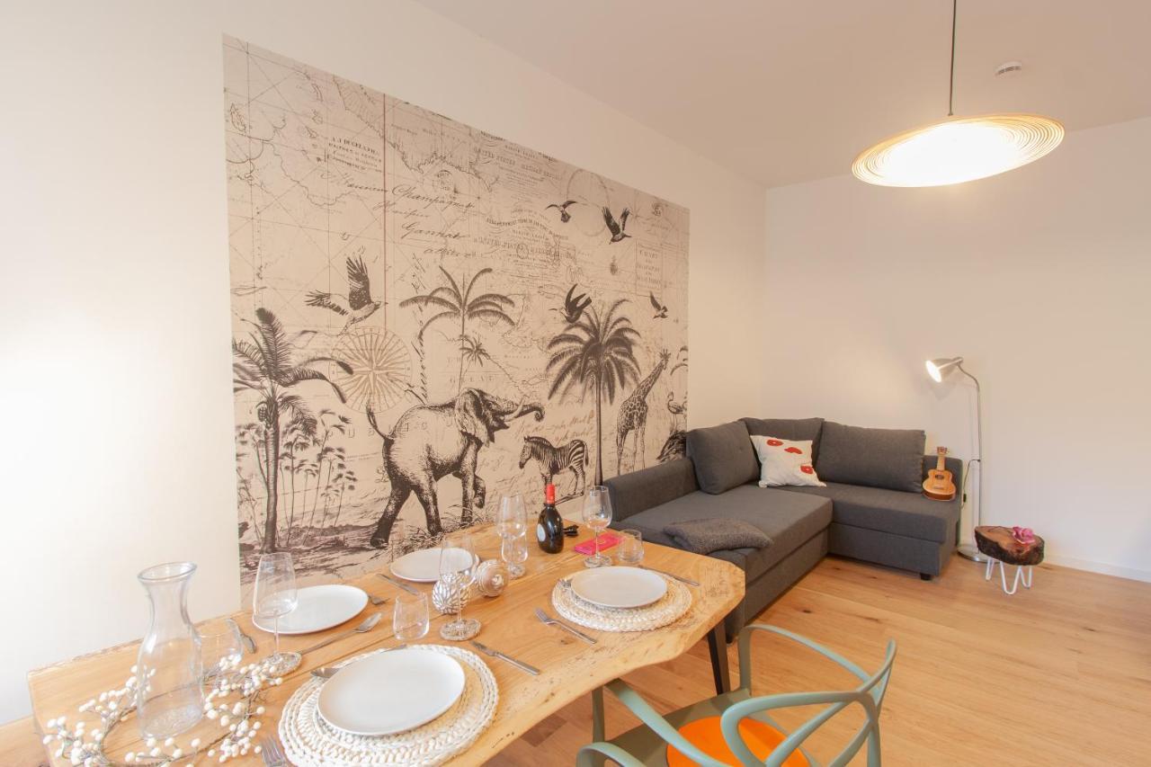 Appartamento Juliusliving - Modernes Wohnen An Der Juliuspromenade Würzburg Esterno foto